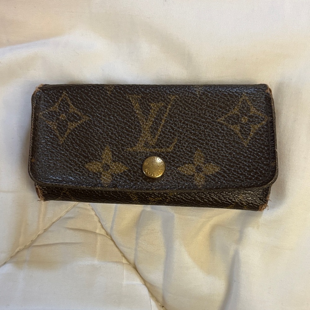 Louis Vuitton Monogram Key Holder